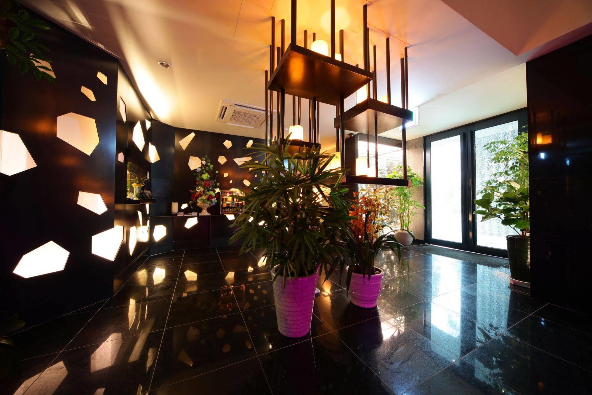 My Hotel พูชอน ภายนอก รูปภาพ